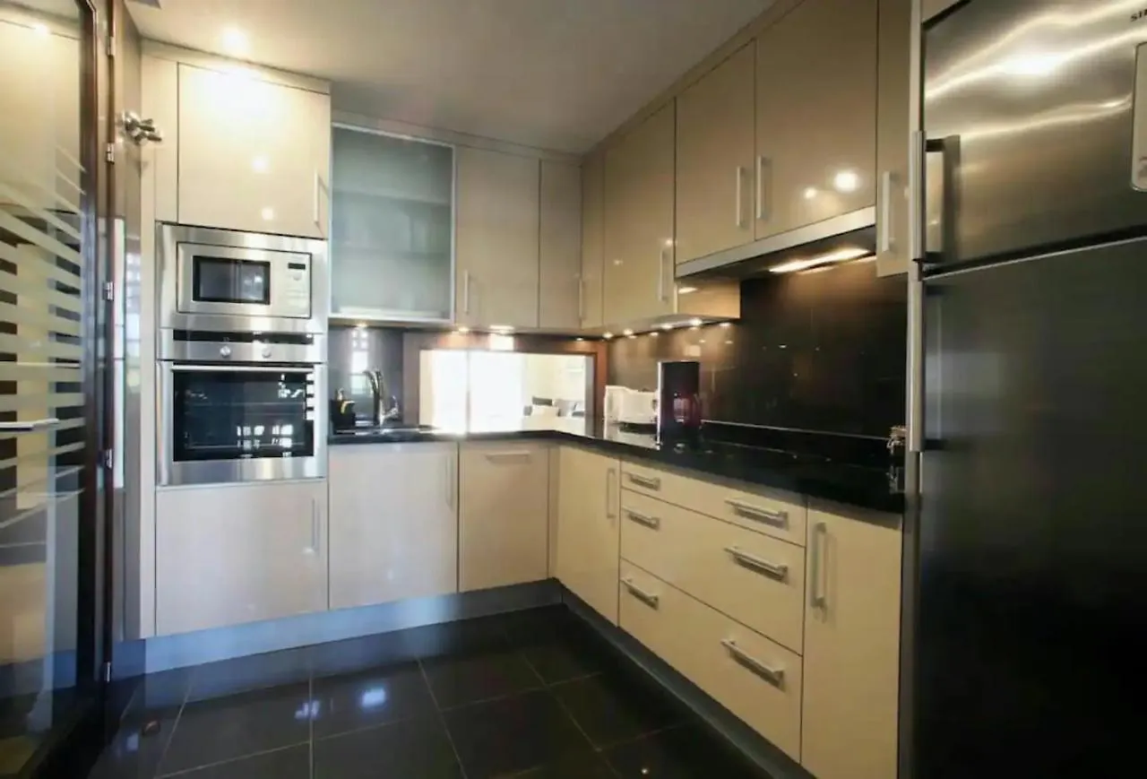 Bahia De La Plata Apartment 2- Luxury By The Sea Estepona